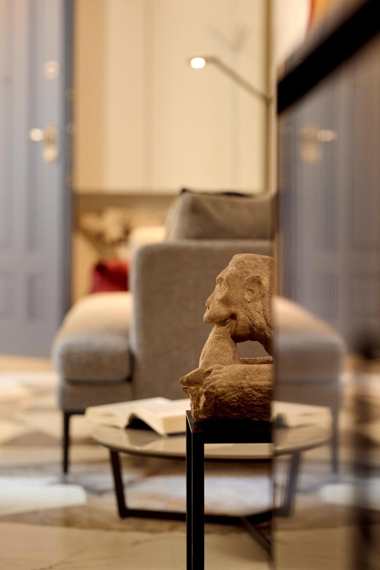 Palazzo Delle Pietre - Luxury Apartments Rome Buitenkant foto