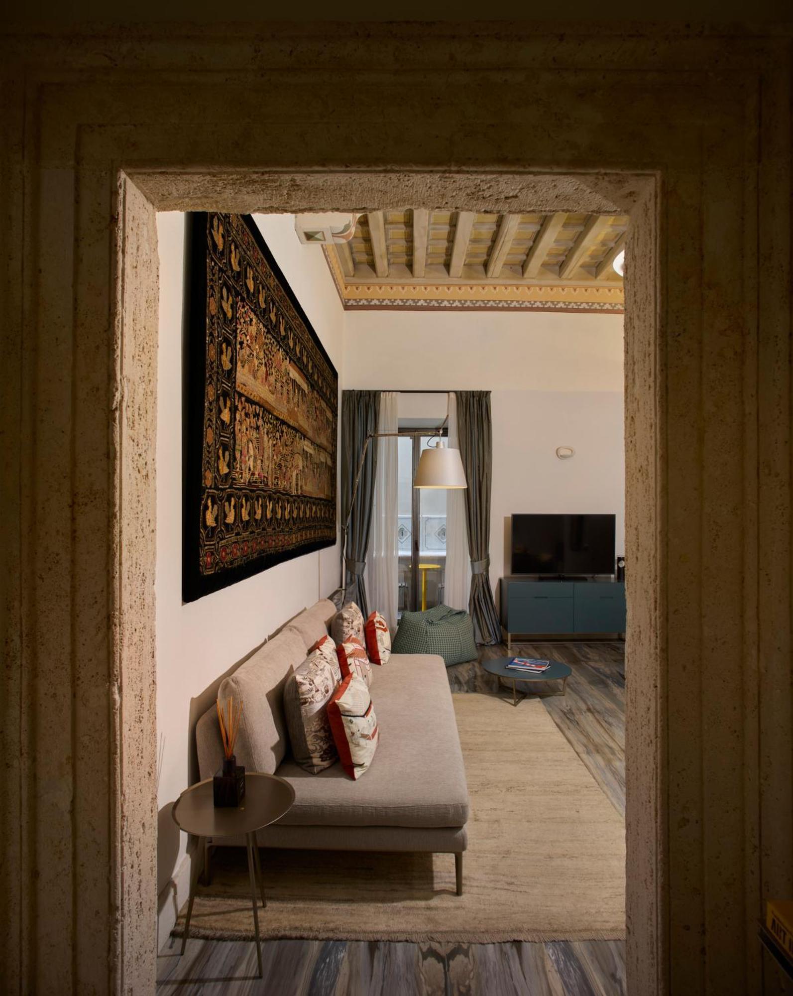 Palazzo Delle Pietre - Luxury Apartments Rome Buitenkant foto