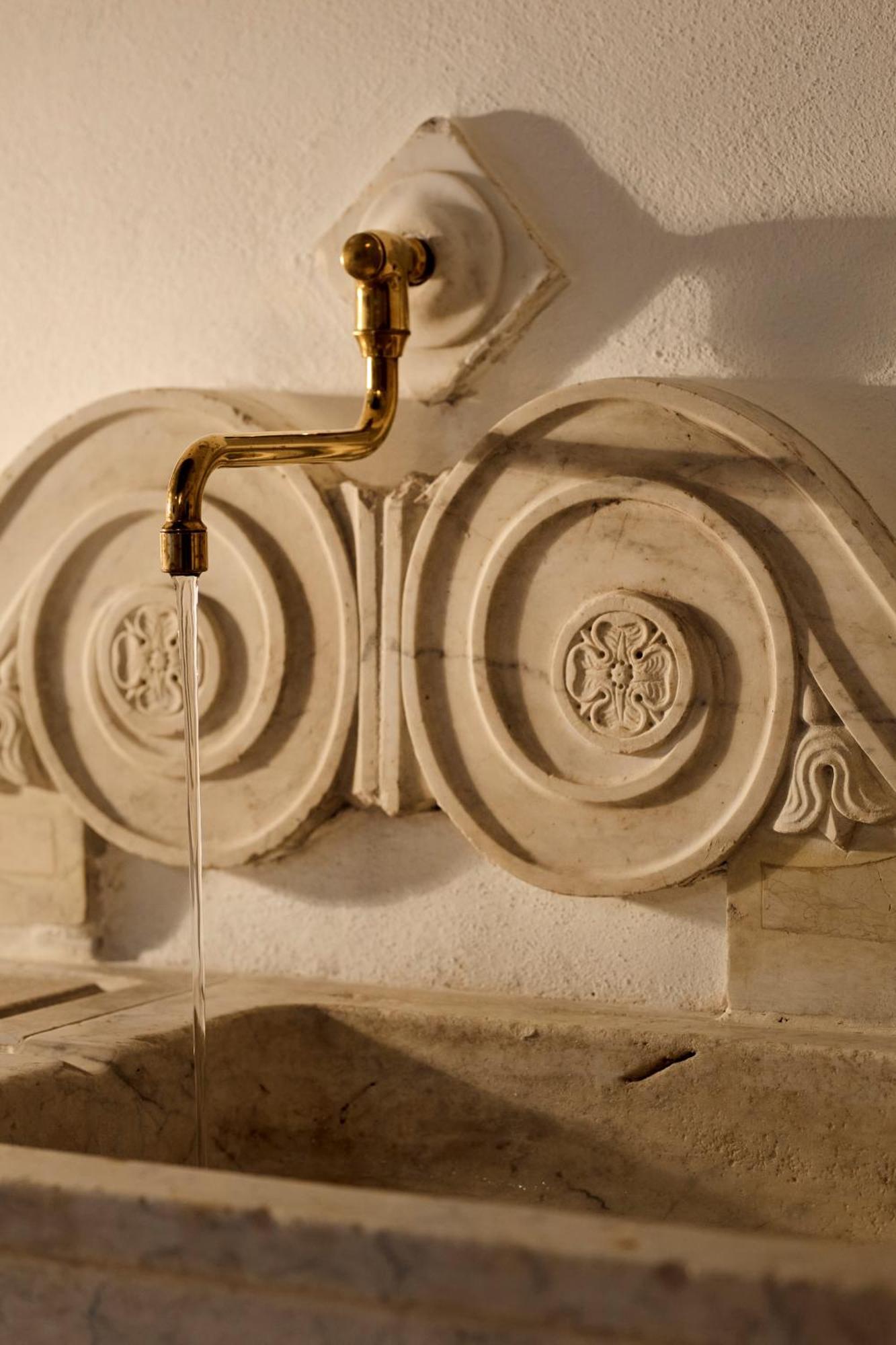 Palazzo Delle Pietre - Luxury Apartments Rome Buitenkant foto