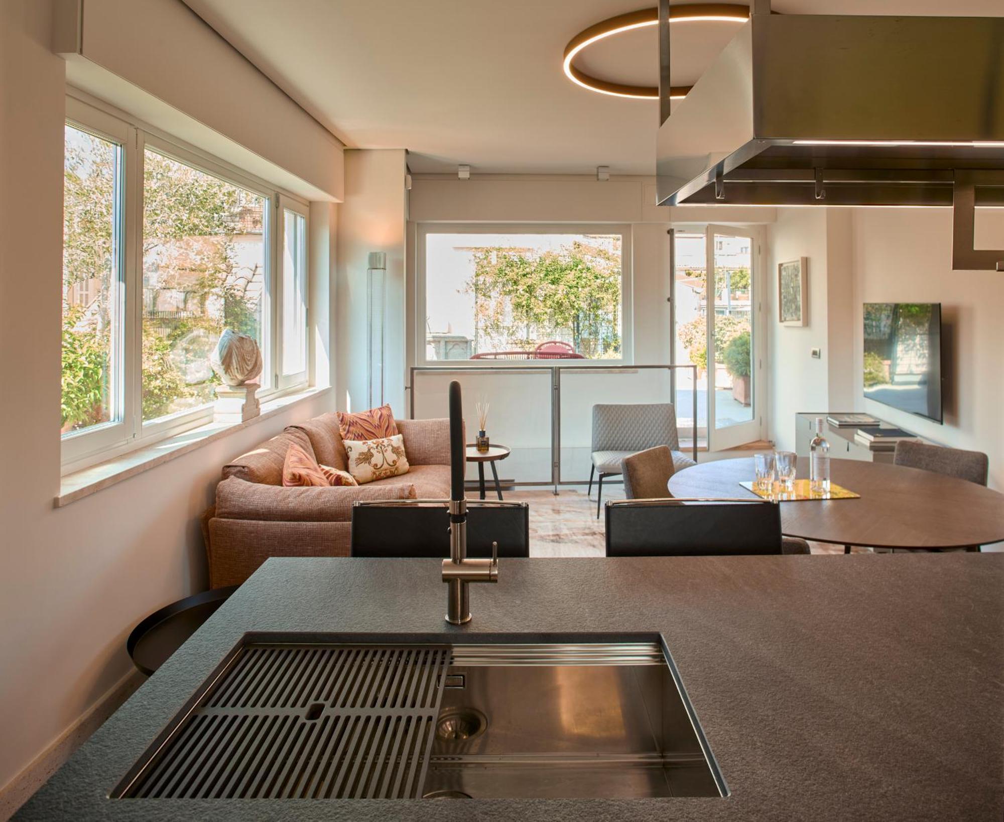 Palazzo Delle Pietre - Luxury Apartments Rome Buitenkant foto