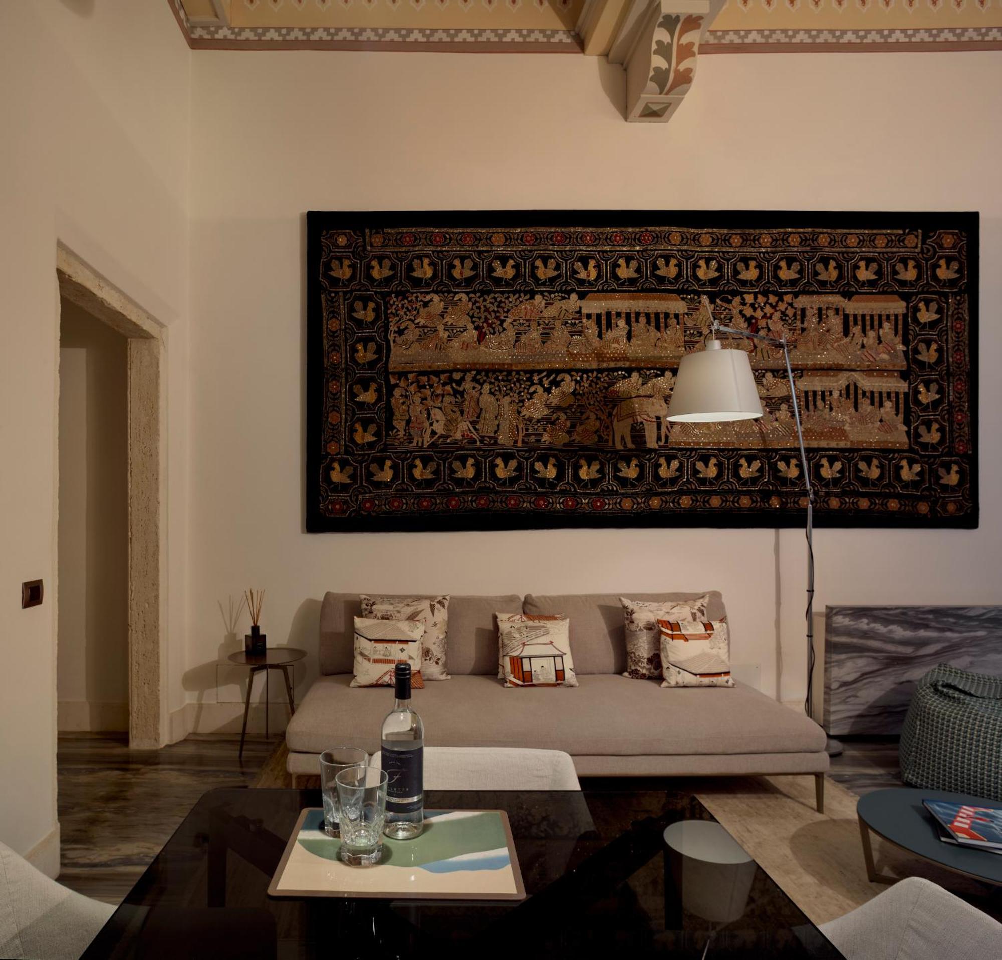 Palazzo Delle Pietre - Luxury Apartments Rome Buitenkant foto