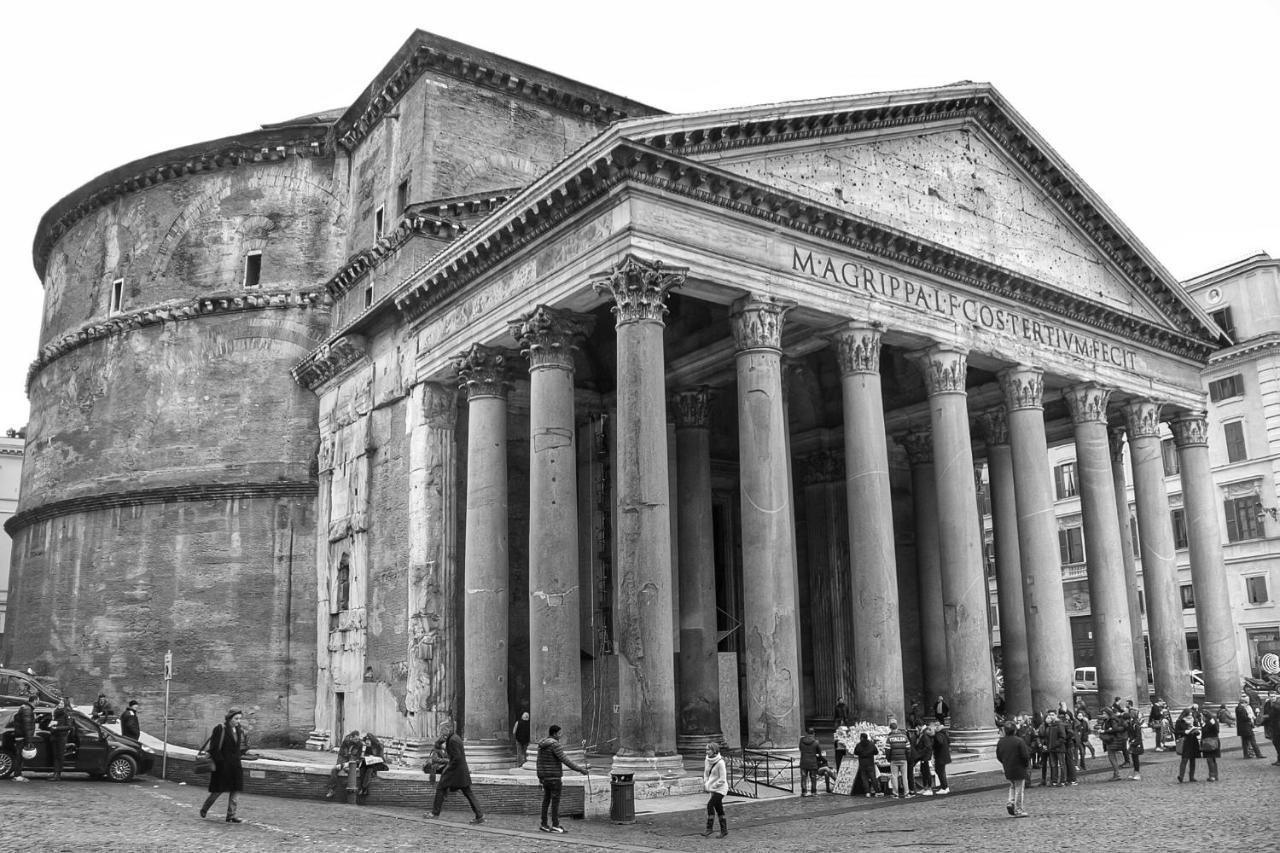 Palazzo Delle Pietre - Luxury Apartments Rome Buitenkant foto